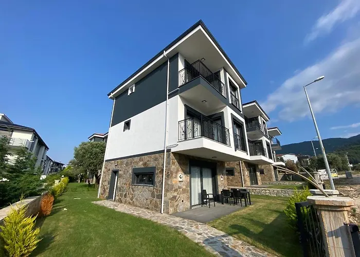 Oegreten Villa Aidim